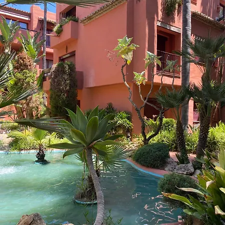 Don Carlos Apartment *